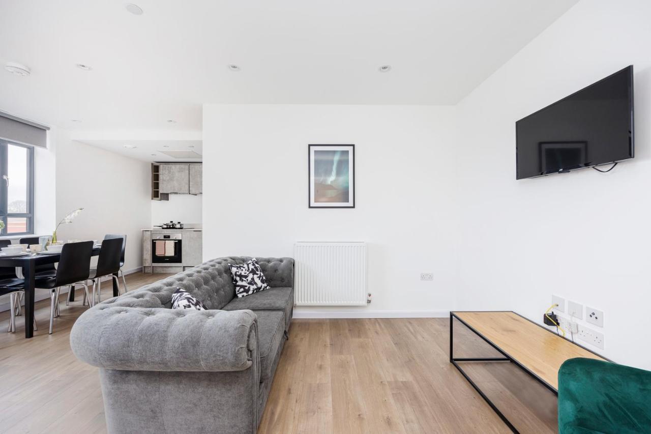 Cresta House - Modern Apartments Luton  Exterior foto